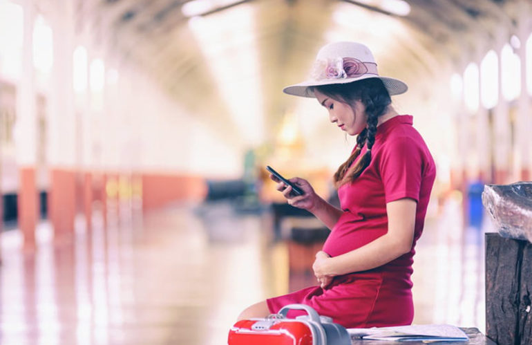 Voyage : quel moyen de transport privilégié quand on est enceinte ?