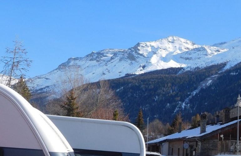Optez pour l’un des meilleurs campings caravaneige en Savoie